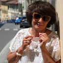 Pozłacany wisiorek z białą głową pantery i cyrkoniami. DZIKIE SPOJRZENIE