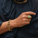 Pozłacana bransoletka z ogniw z ozdobnym zapięciem. FOLIGNO