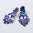 Kolczyki z motylem i płatkami z benzynowym połyskiem. CARNEVALE DI LUCE