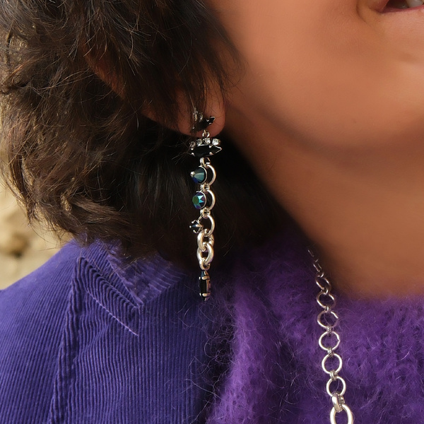 Srebrzane kolczyki łańcuchy z niebieskimi kryształami. LUSTRZANE CIASTECZKA