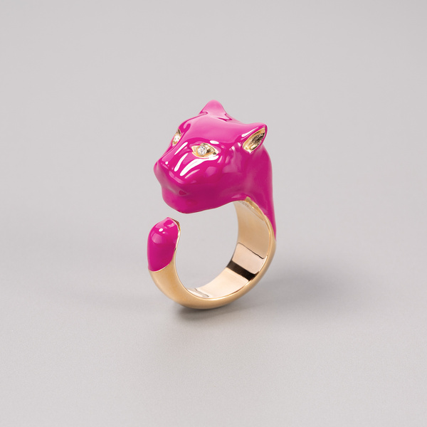 Pozłacany pierścień z różową głową pantery.  PANTERA ROSA
