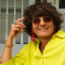 Kolczyki z czerwoną zawieszką w kształcie kropli i koralikami. SORBET TRUSKAWKOWY