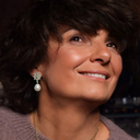 Posrebrzane kolczyki z ornamentem i szklaną perłą Majorka. BIAŁA ARYSTOKRACJA