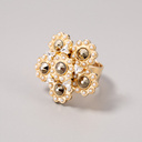 Złocony pierścionek z kwiatami z perłami i kryształkami. JEDEN ZA WSZYSTKIE