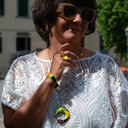 Pozłacany pierścień z pszczołą pokrytą emalią z cyrkoniami. MOJA MAJA