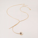 Długi wisior z kryształami Swarovskiego i łańcuszkiem . PARIS