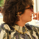 Prawa pozłacana nausznica z prostokątów z kryształami. OKNA DUSZY