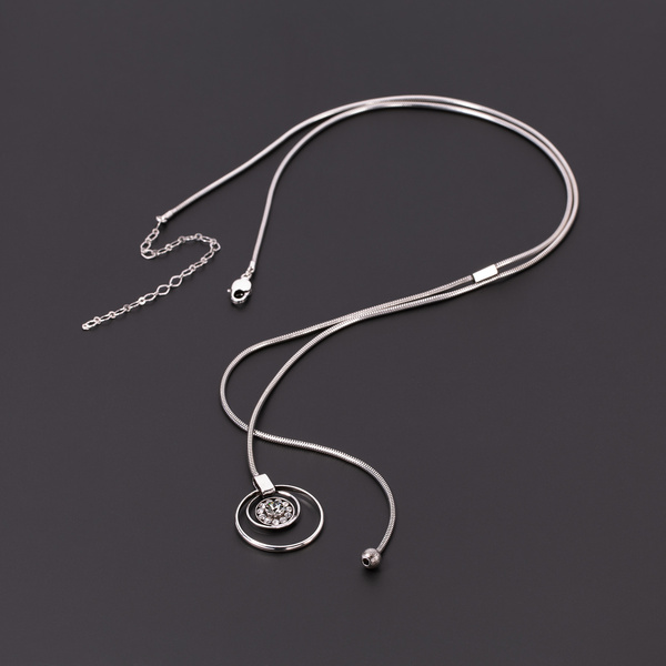 Srebrzony naszyjnik na żmijce z zawieszką z kryształkami. VOYAGE EN ORBITE