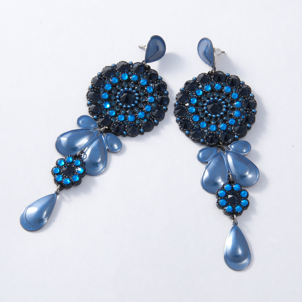 Kolczyki rozety z kobaltowych kryształów z kroplami. LA FORMA DELL ACQUA