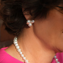 Pozłacane kolczyki z trzema szklanymi perłami Majorka. PERŁOWE NASTROJE