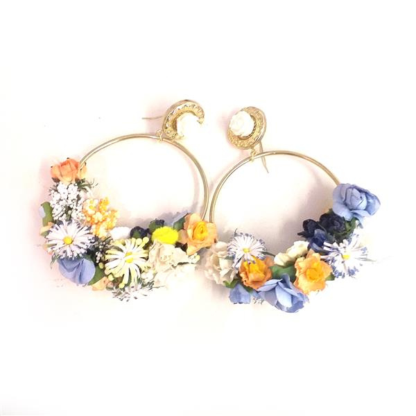 Sunday morning. Dangle earrings with flowers