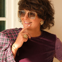 Złocony pierścionek z kwiatami z perłami i kryształkami. JEDEN ZA WSZYSTKIE