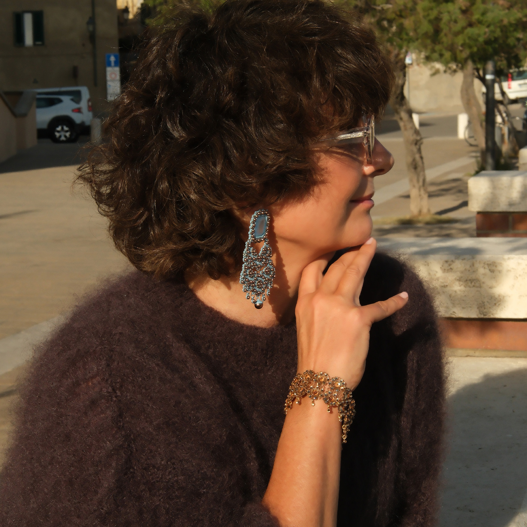 Bransoletka z modułów w ciepłym złocie z kwiatkami. MILLA FIORI