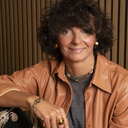 Otwarta pozłacana obrączka w kolorze Vintage Gold. PLUS MINUS