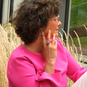 Posrebrzany pierścionek w formie kwiatu z kryształami. GWIAZDA CIEMNOŚCI