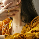 TO THE SUN. Ring with a real flower