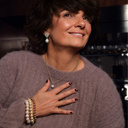 Posrebrzane kolczyki z ornamentem i szklaną perłą Majorka. BIAŁA ARYSTOKRACJA