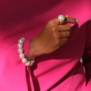 Bransoletka z białych szklanych pereł Majorka. TUZIN SZCZĘŚCIA