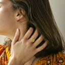 TO THE SUN. Ring with a real flower