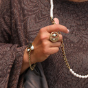 Pozłacany pierścionek z księżycem, perłą i kryształkiem. PERLA DI NOTTE