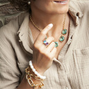 NOBODY CAN GET US. Chain bracelet with pearls