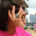 Srebrzony pierścionek z formie kwiatów a la stacja kosmiczna. TWÓJ WSZECHŚWIAT