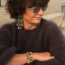 Złocone ornamentalne kolczyki z kryształami i perłami. PIZZO SANGALO