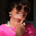 Krótki naszyjnik ze szklanych pereł i złoconego łańcucha. LATO W ŚRODKU ZIMY