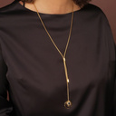 Długi wisior z kryształami Swarovskiego i łańcuszkiem . PARIS